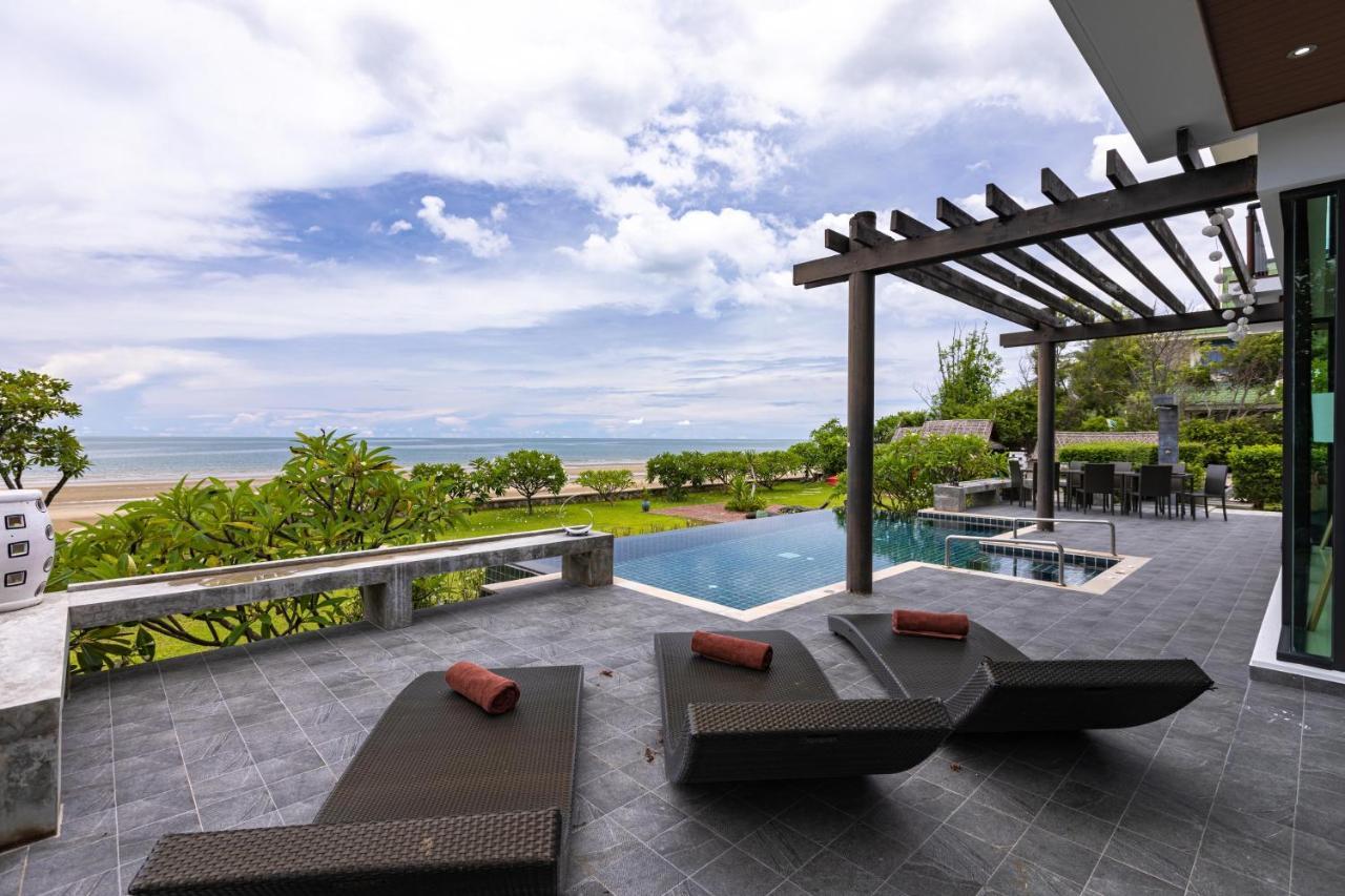 Beachfront Modern 4 Bedroom Pool Villa - Rv Hua Hin Dış mekan fotoğraf