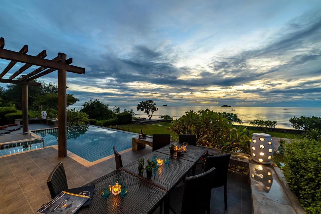 Beachfront Modern 4 Bedroom Pool Villa - Rv Hua Hin Dış mekan fotoğraf