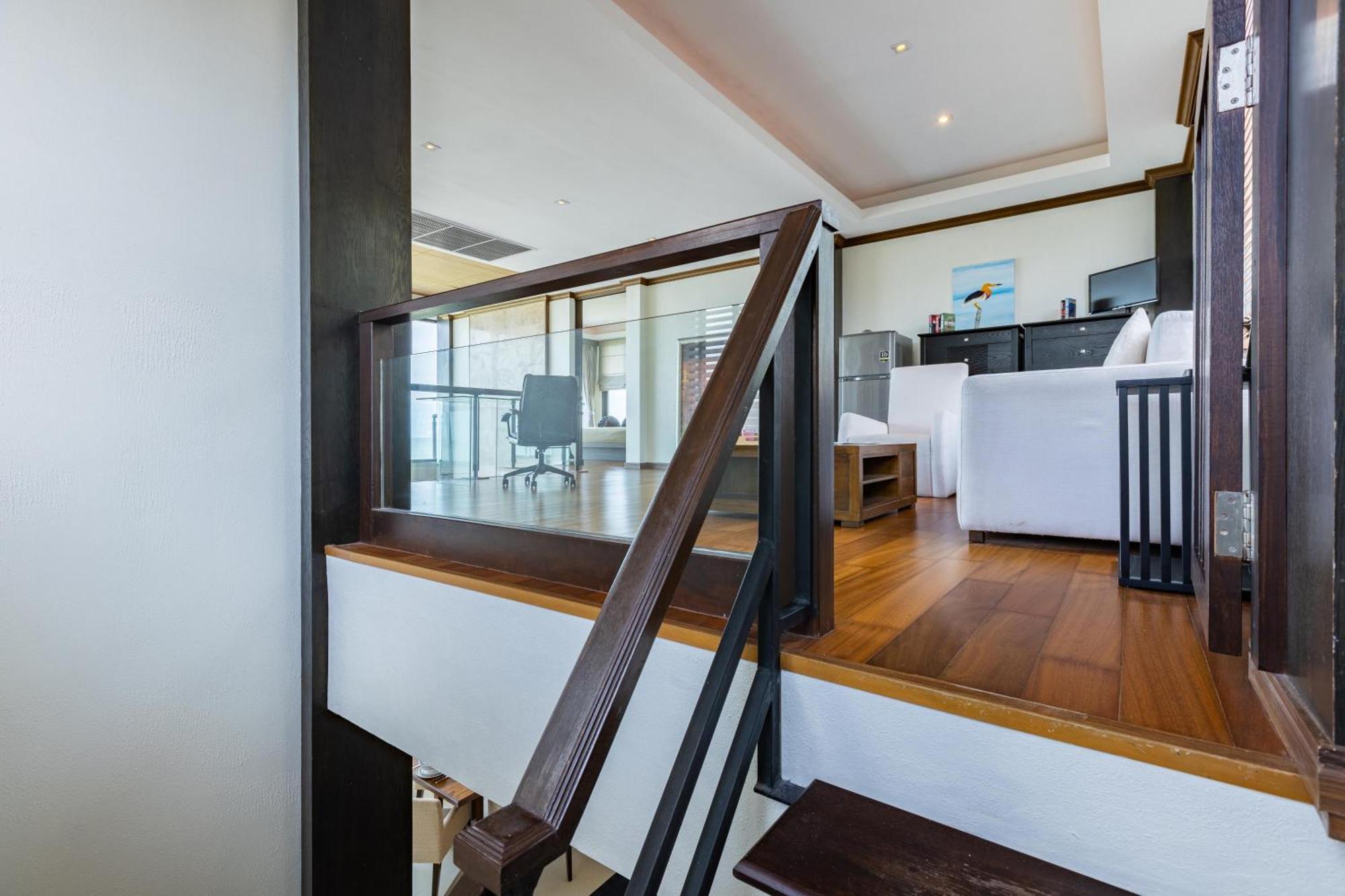 Beachfront Modern 4 Bedroom Pool Villa - Rv Hua Hin Dış mekan fotoğraf