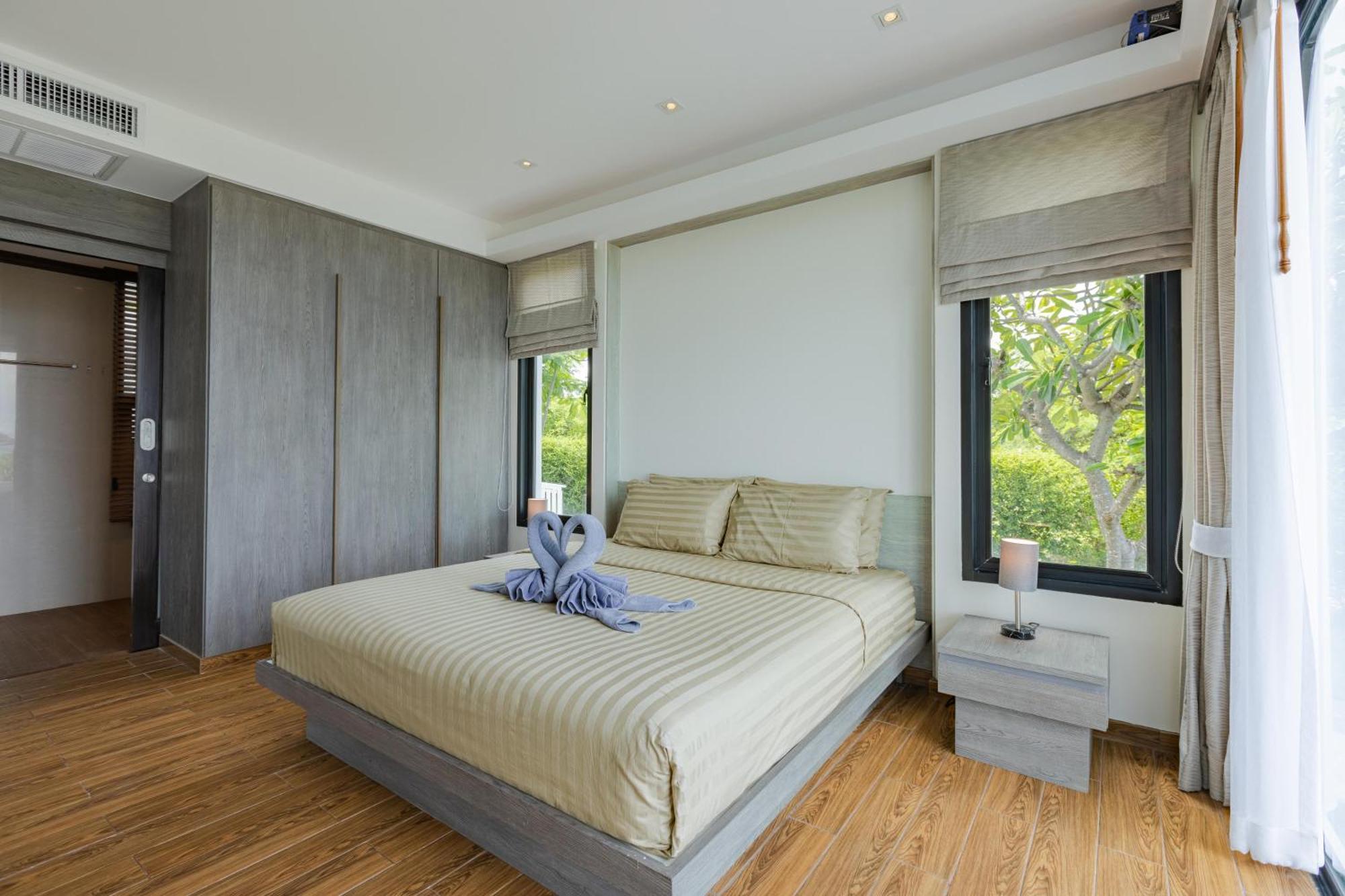 Beachfront Modern 4 Bedroom Pool Villa - Rv Hua Hin Dış mekan fotoğraf