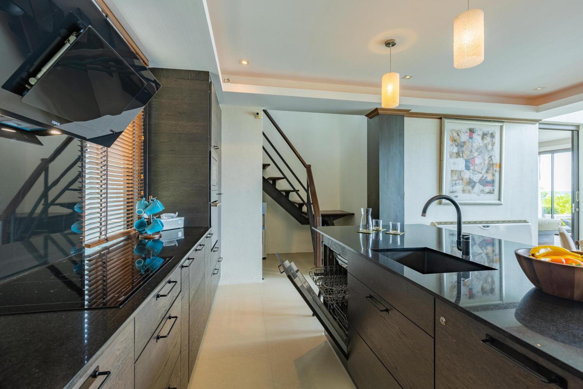 Beachfront Modern 4 Bedroom Pool Villa - Rv Hua Hin Dış mekan fotoğraf