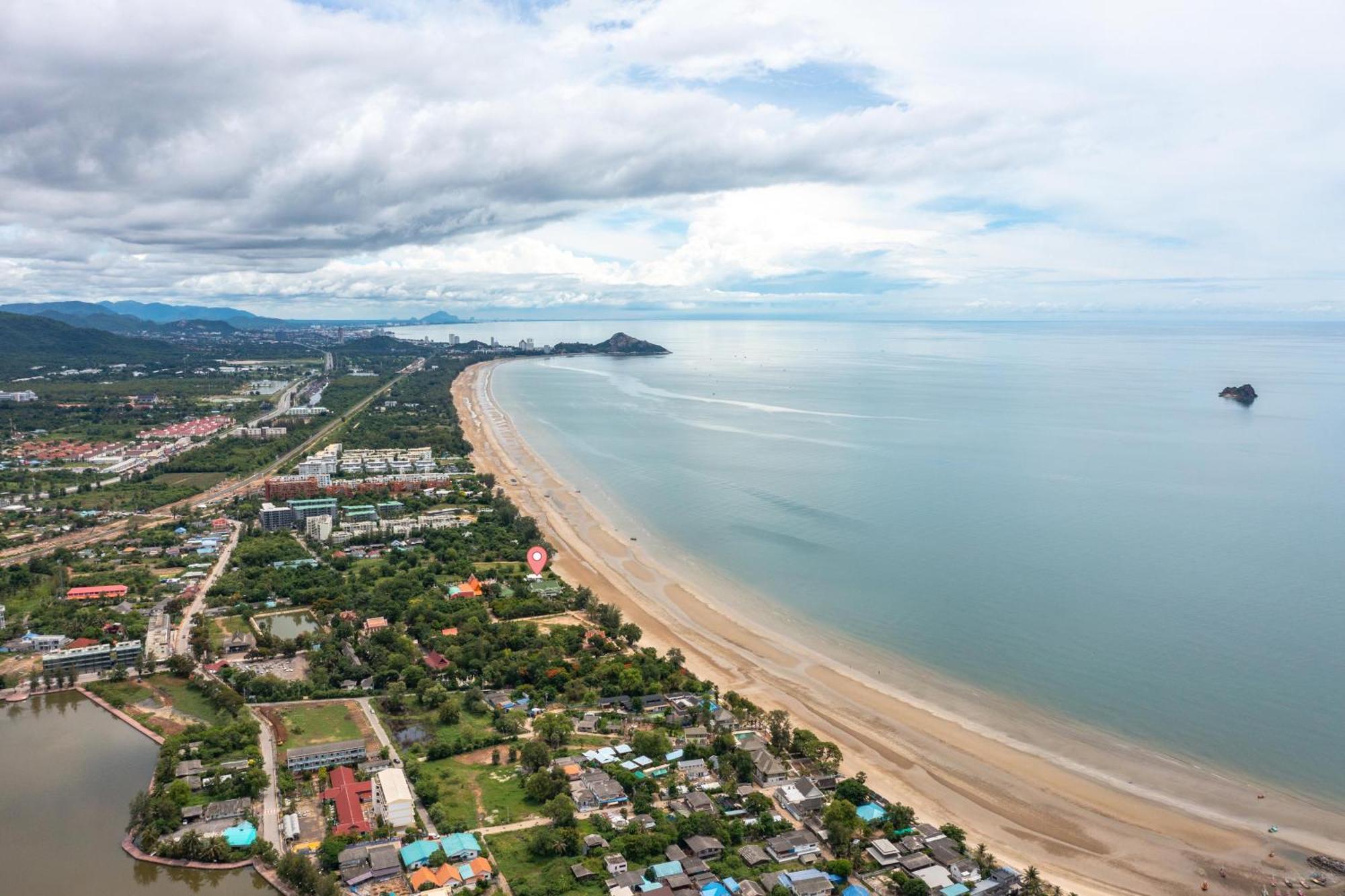 Beachfront Modern 4 Bedroom Pool Villa - Rv Hua Hin Dış mekan fotoğraf