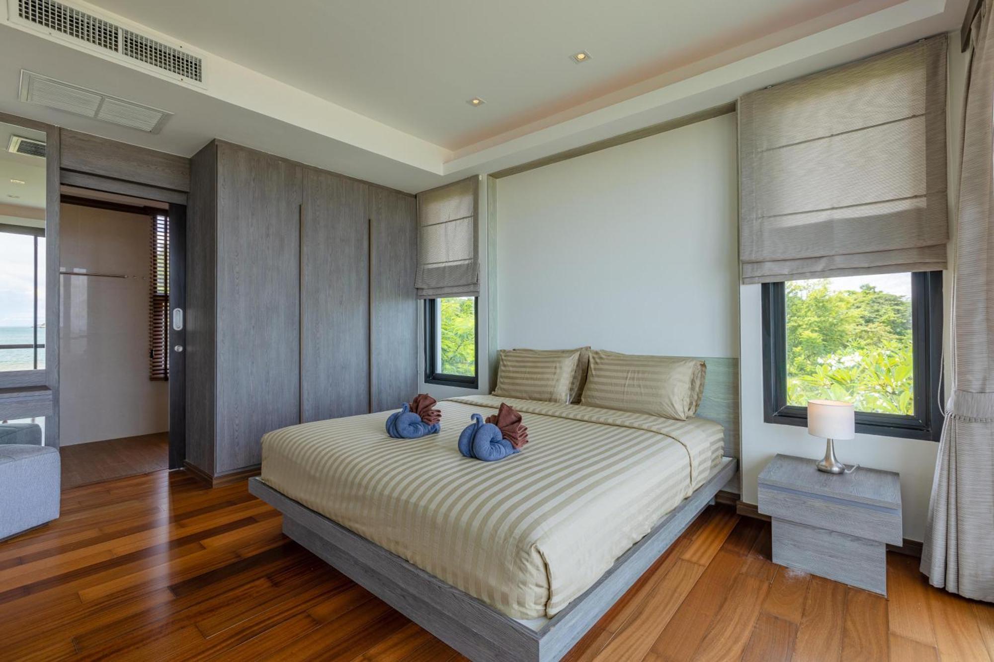 Beachfront Modern 4 Bedroom Pool Villa - Rv Hua Hin Dış mekan fotoğraf