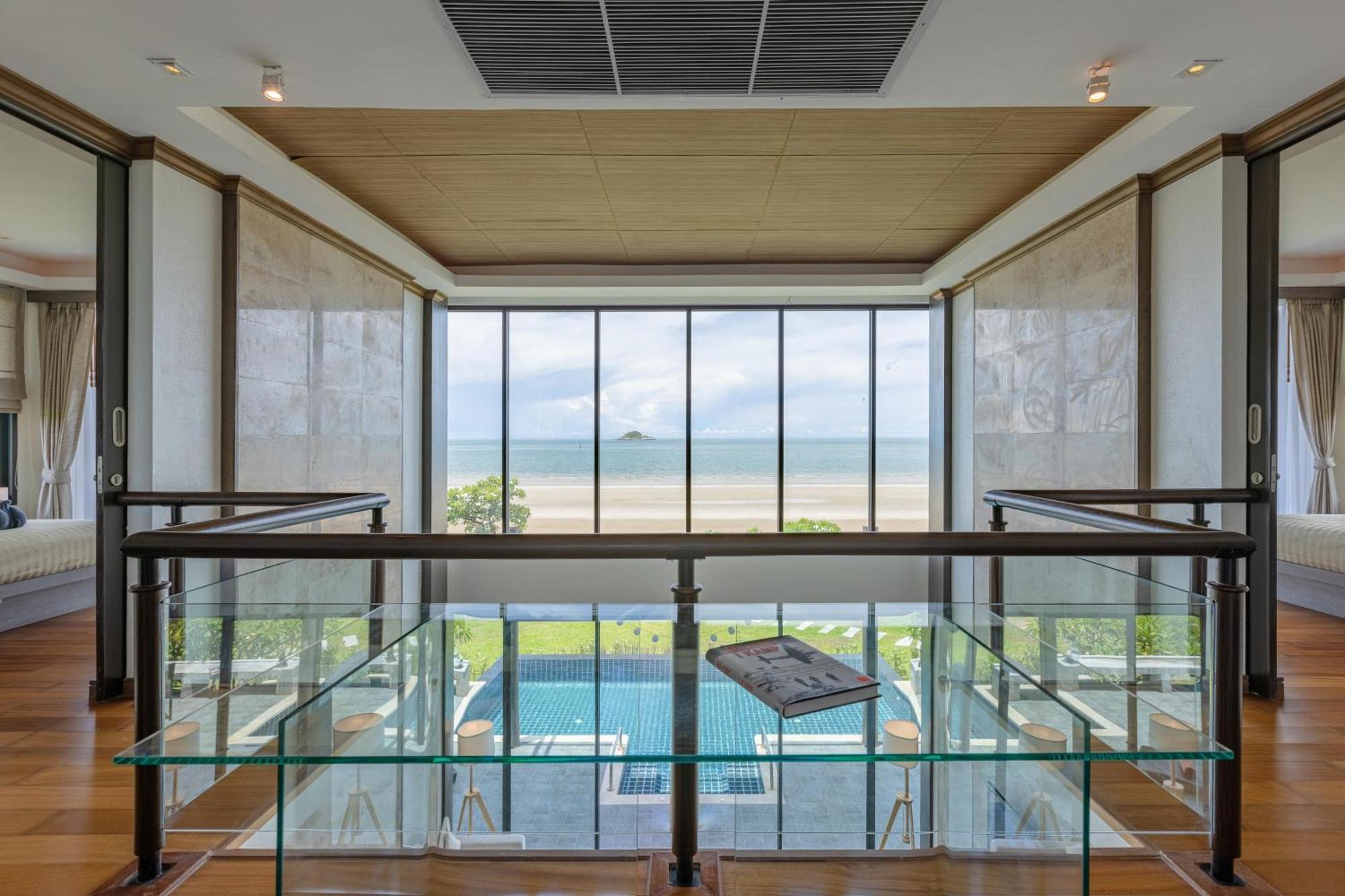 Beachfront Modern 4 Bedroom Pool Villa - Rv Hua Hin Dış mekan fotoğraf