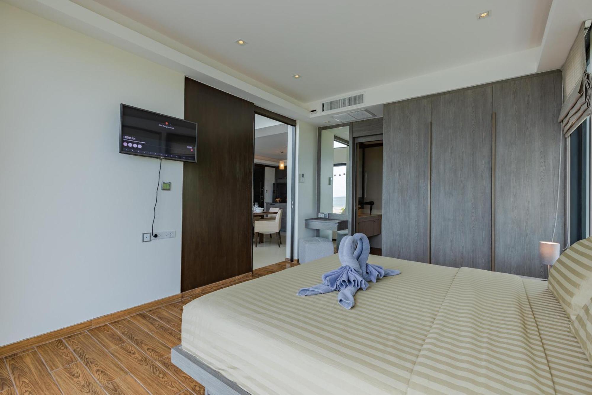 Beachfront Modern 4 Bedroom Pool Villa - Rv Hua Hin Dış mekan fotoğraf