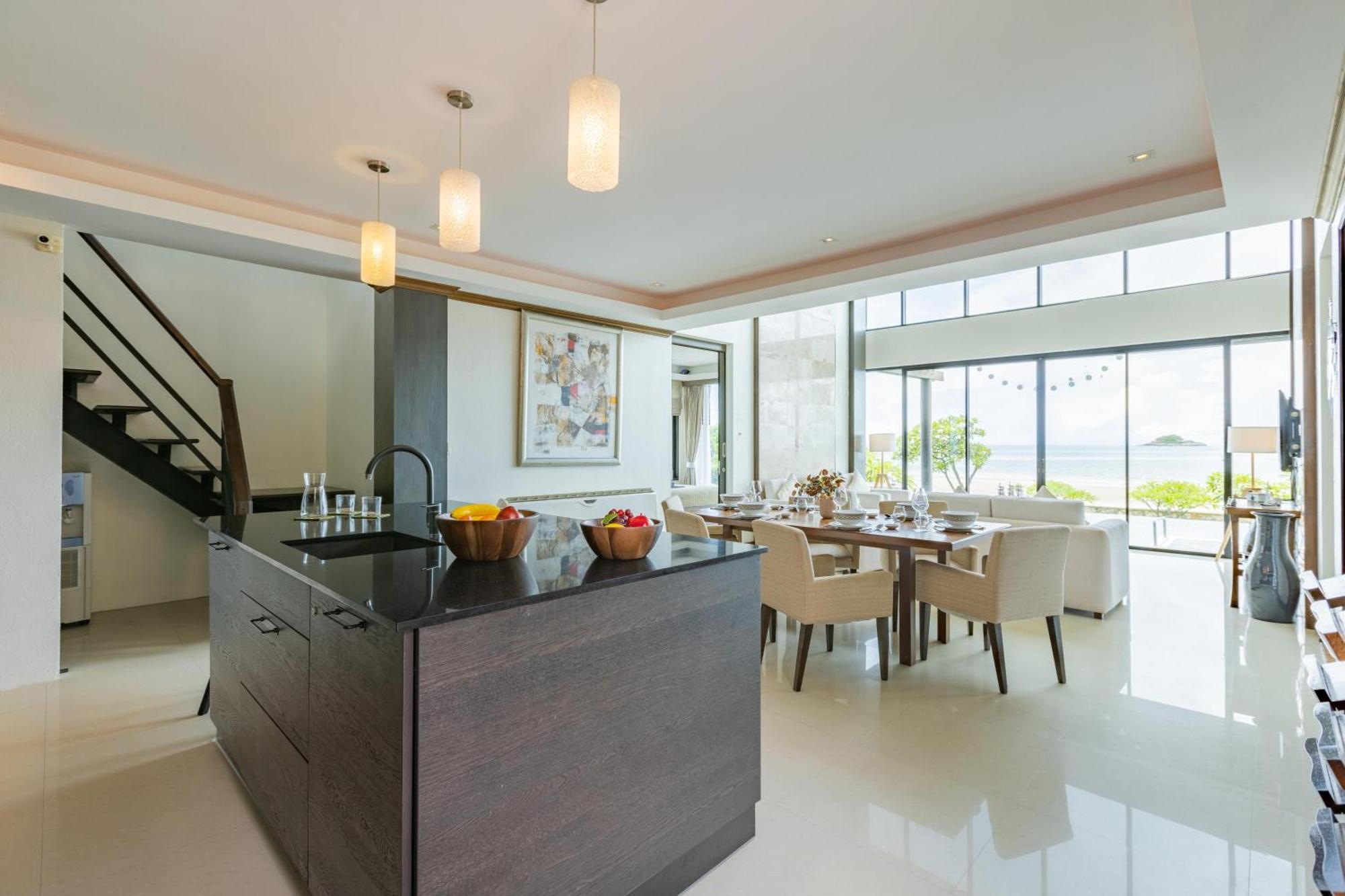 Beachfront Modern 4 Bedroom Pool Villa - Rv Hua Hin Dış mekan fotoğraf