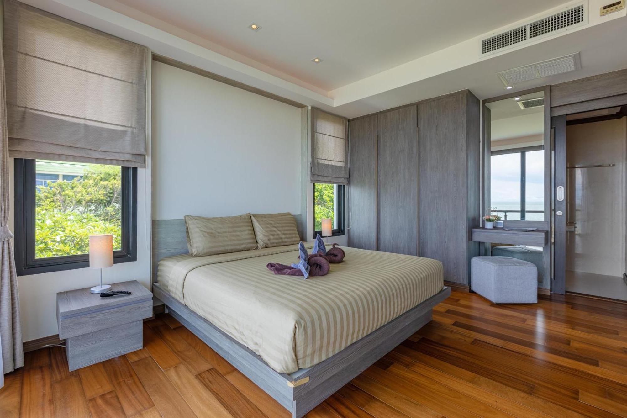 Beachfront Modern 4 Bedroom Pool Villa - Rv Hua Hin Dış mekan fotoğraf