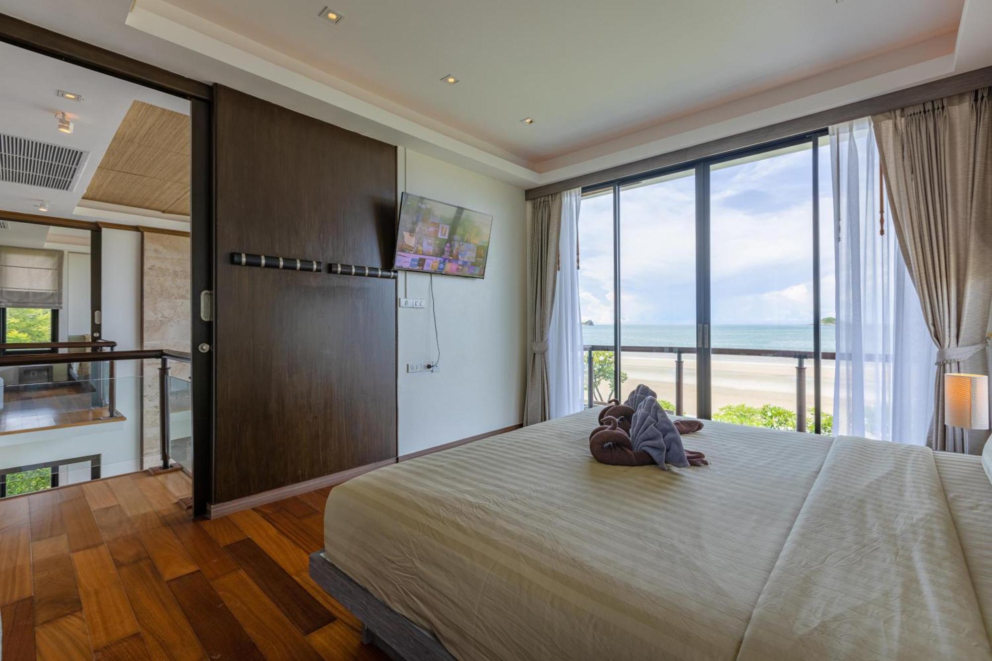 Beachfront Modern 4 Bedroom Pool Villa - Rv Hua Hin Dış mekan fotoğraf