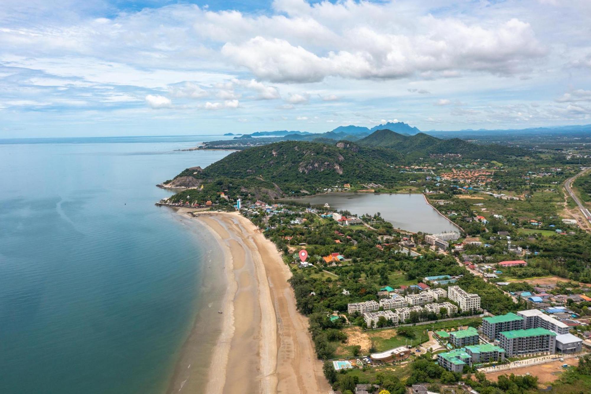 Beachfront Modern 4 Bedroom Pool Villa - Rv Hua Hin Dış mekan fotoğraf